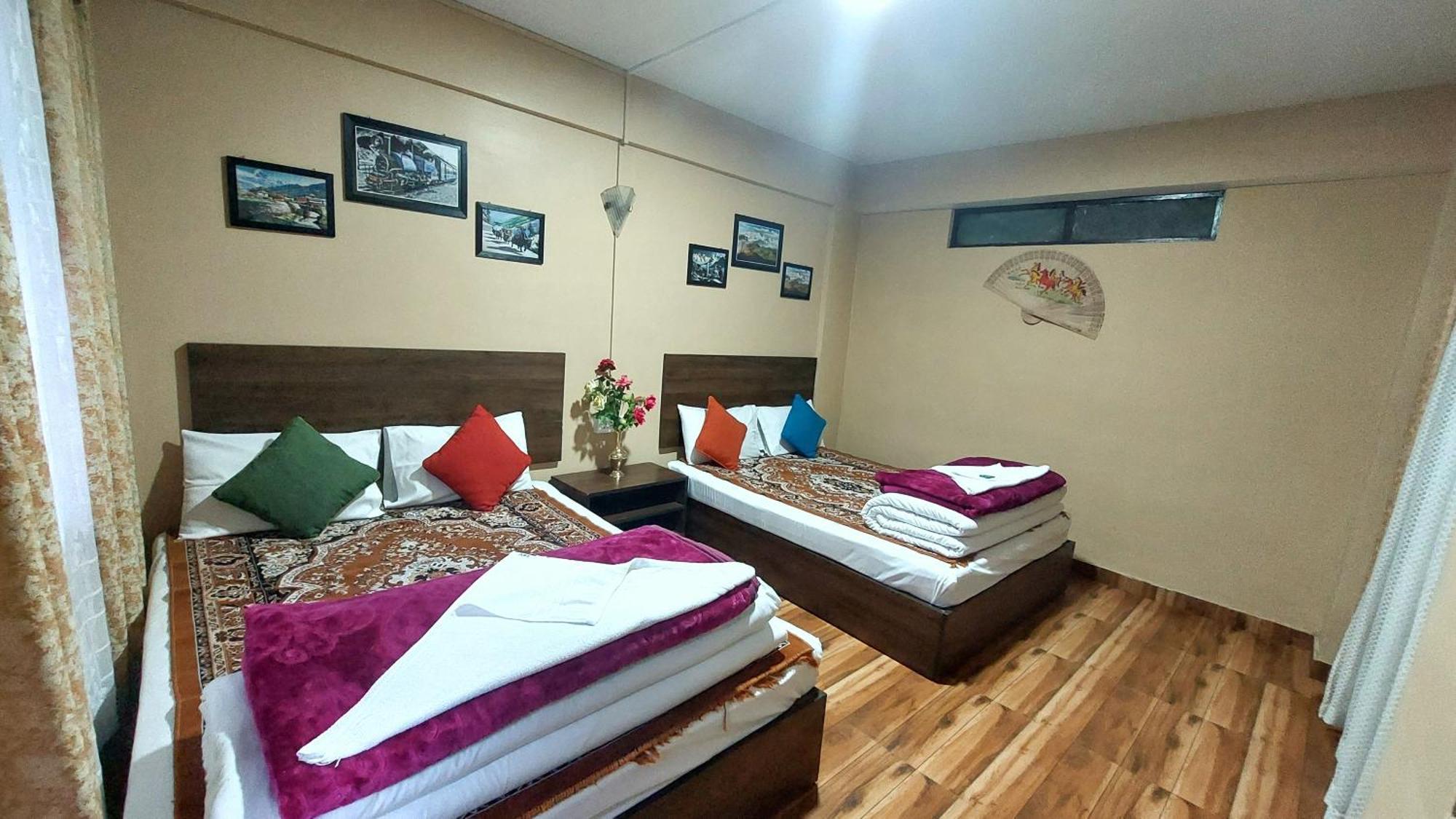 Indivar Homestay 大吉岭 外观 照片